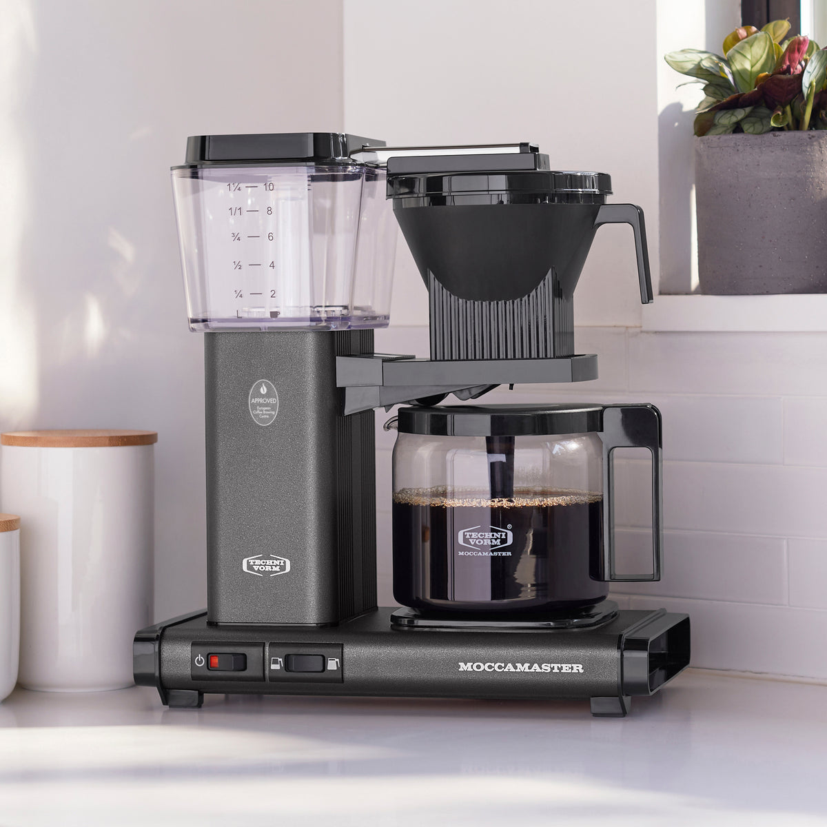 Moccamaster KBGV Coffee Maker – SCA/ECBC Certified Drip Brewer