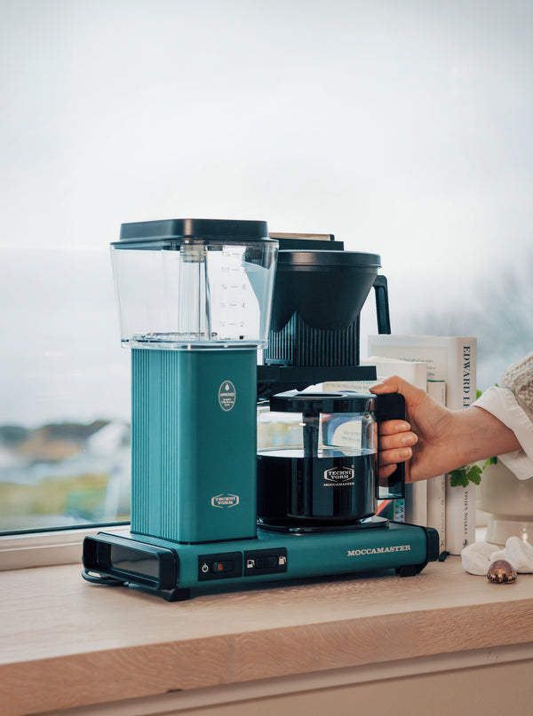 Automatic Coffee Machine: Moccamaster KBGV Select Coffee Maker